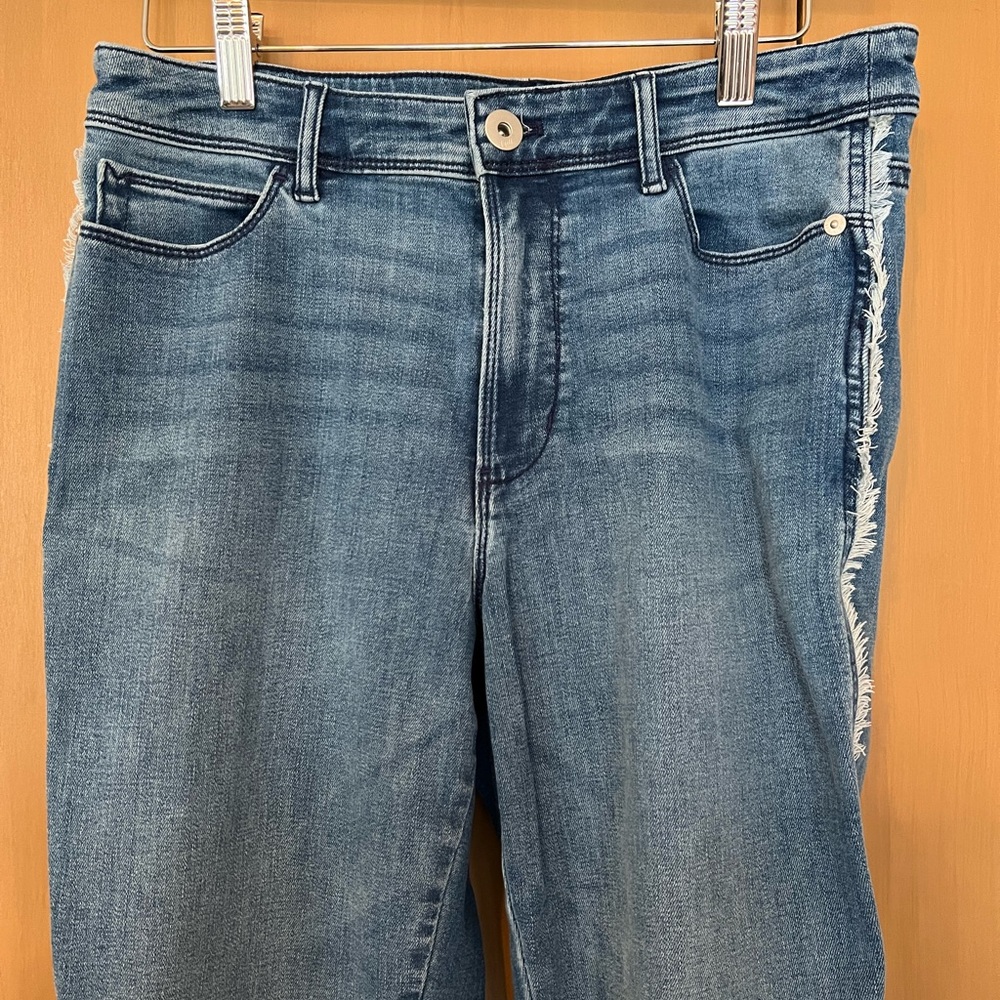 JJill high-rise cropped blue jeans with side seam fringe, misses 8 - Picture 2 of 8